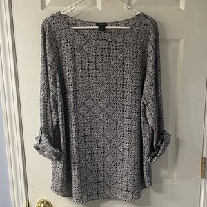 Ann Taylor Factory Black and White Blouse